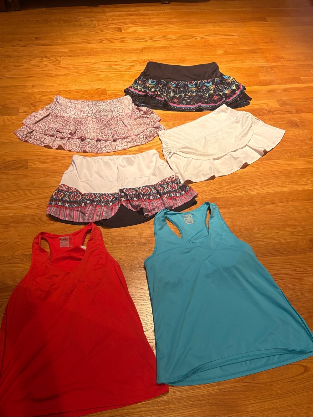Lucky in Love Tennis tops and skirts medium